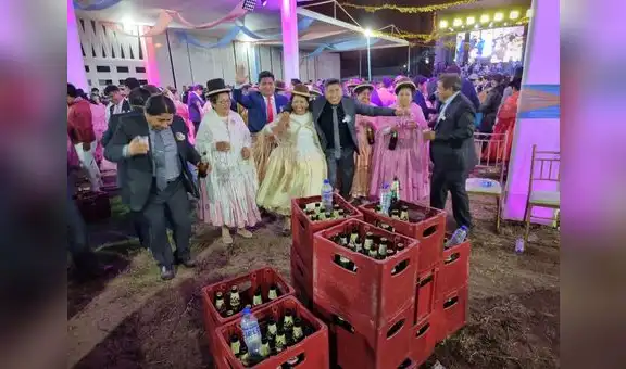 Regalos caros, cerveza y mucha alegría: ¿cómo se celebran los matrimonios puneños en Lima? 