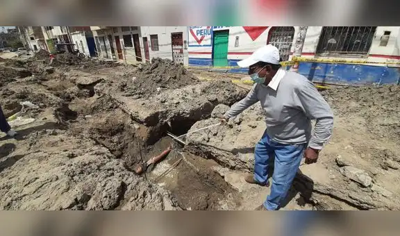 Chiclayo: denuncian consumo de agua contaminada durante ejecución de obra en José L. Ortiz