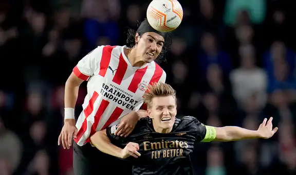 Arsenal perdió 2-0 contra PSV y no pudo asegurar su pase a octavos de final de la Europa League