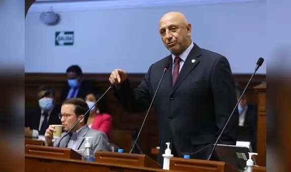 José Cueto sobre declaración de Dina Boluarte acerca de FF. AA.: "Está tratando de quitar el cuerpo"