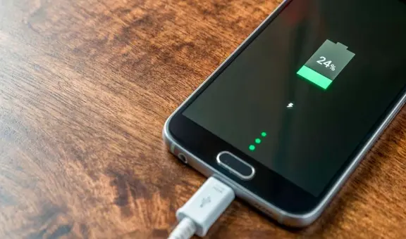 ¿Por qué no debo cargar mi celular en la computadora y qué le pasa a tu teléfono si lo haces?