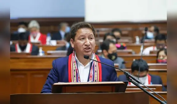 La mitad de congresistas del sur votó en contra del adelanto de elecciones