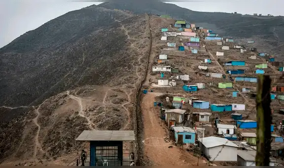 Alcalde de La Molina se niega a derribar el 'muro de la vergüenza' : "No tengo dinero"