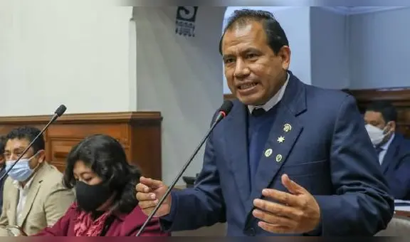 Edgar Tello: denuncian que congresista recorta sueldo y exigió un proyector a su trabajadora gestante