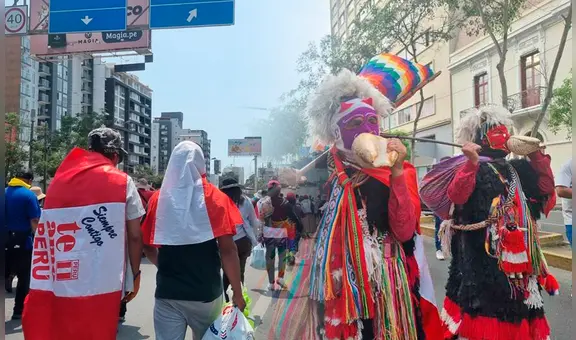 Marcha en Lima: efectivos policiales resguardaron plaza San Martín