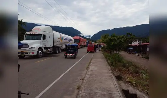 PNP libera 6 puntos de carretera bloqueados por manifestantes en Ucayali