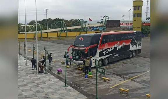 Bloqueo de vías sigue afectando al transporte de personas y alimentos en Arequipa