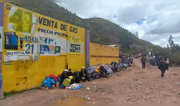 ¡Sin gas doméstico! Ciudadanos madrugaron para conseguir GLP envasado en Cusco
