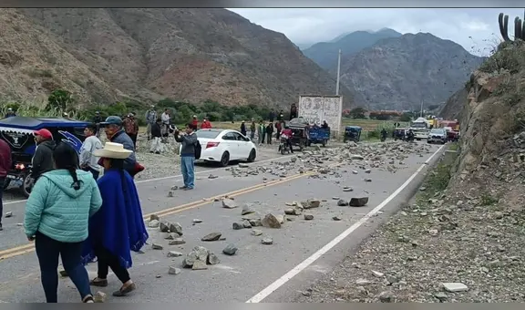 Ronderos bloquean carretera, toman puentes y aíslan Cajamarca, Lambayeque y zonas del nororiente