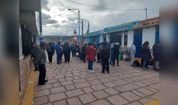 Migraciones abrió oficina en puerto de Puno y lancheros cobran S/120 por viajar a Bolivia