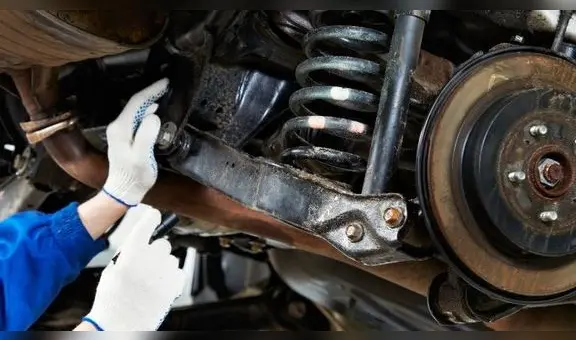 ¿Cada cuántos kilómetros se debe cambiar la suspensión de un vehículo?