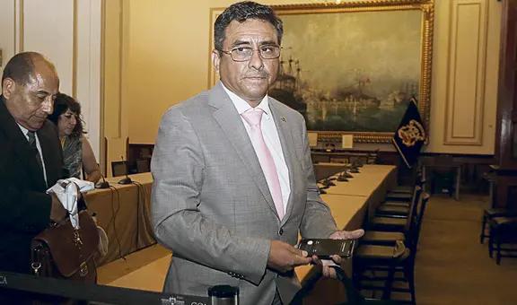 Exministro Willy Huerta: "Para mí, Pedro Castillo quebró el orden constitucional"