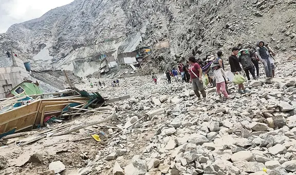 Arequipa: huaico arrasa pueblo minero y mata a 36 personas