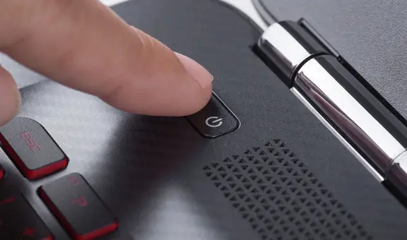 ¿Por qué no debes apagar tu laptop con el botón físico de encendido?