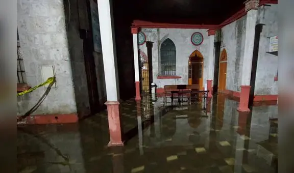 Ambientes del Hospital Goyeneche quedaron inundados tras intensa lluvia en Arequipa