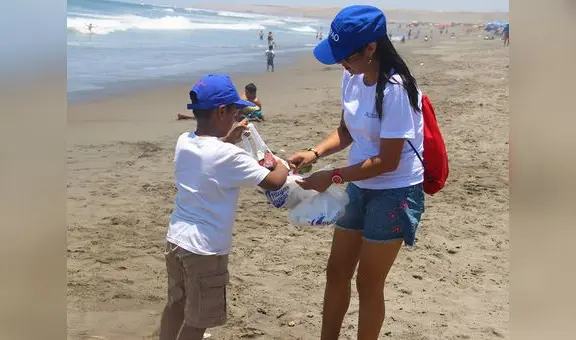 UPAO continuará campaña de limpieza de playas en Huanchaco