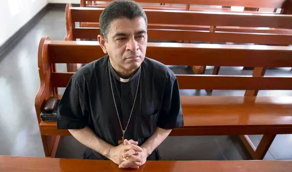 Dan 26 años de cárcel a obispo Álvarez, símbolo de la resistencia contra Ortega