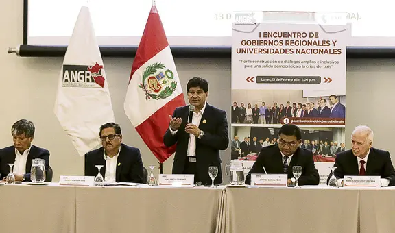 Exigen a Dina Boluarte cumplir con el adelanto electoral o que renuncie