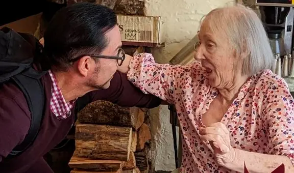 Hombre se encontró con su madre biológica 58 años después de haber sido adoptado