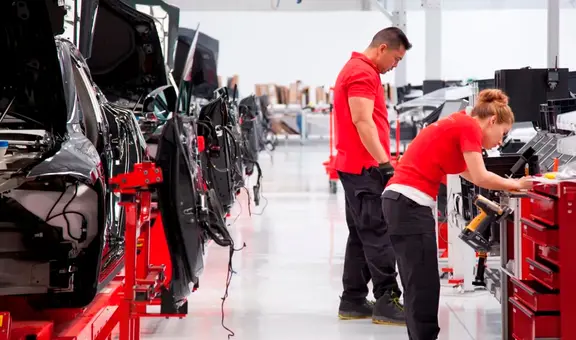 Trabajadores de Tesla lanzan campaña para formar sindicato en Nueva York