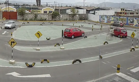 Touring Club tomaría exámenes de manejo y reglas para  brevetes en Arequipa