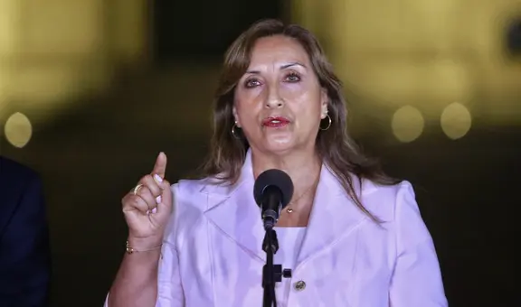 Dina Boluarte dice que responsabilizará a protestantes si no llega material educativo a regiones