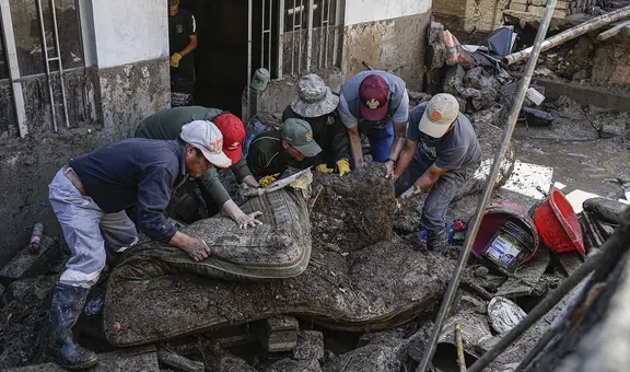 Arequipa: cauce que fue reducido se desbordó e inundó más de 100 casas