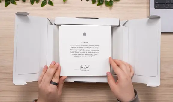 Revelan 'regalo secreto' que Apple otorga a sus empleados que llevan 10 años en la empresa