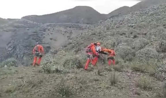 Camioneta cae a un abismo y 5 personas fallecen en Áncash