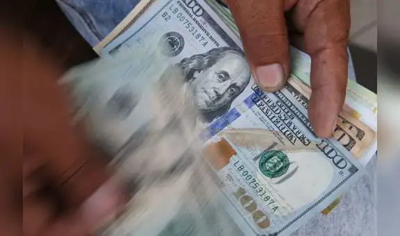 Precio del dólar cierra a la baja y cotiza en S/3,8420 este lunes 20 de febrero