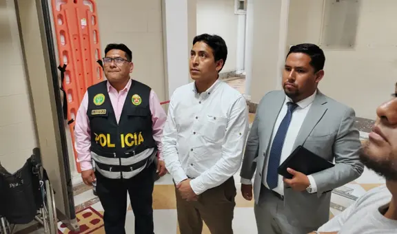 Excongresista Freddy Díaz se entregó a la justicia tras ordenarse 9 meses de prisión preventiva en su contra