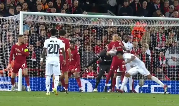 ¡Lo de siempre! Real Madrid volteó el partido ante el Liverpool tras un gol de cabeza de Militão