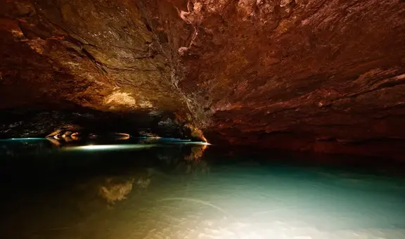 'Mar perdido': el inmenso lago oculto bajo tierra que nadie sabe dónde termina