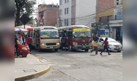 Alcalde de Arequipa evalúa ampliar permisos para unidades informales