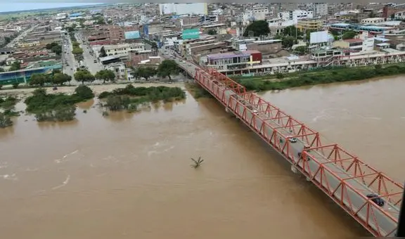Se reporta incremento de caudal del río Tumbes tras 8 horas de persistentes lluvias