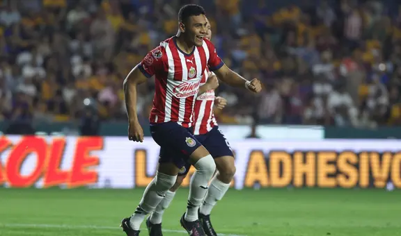 Chivas de Guadalajara venció 2-1 a Tigres UANL por la Liga MX