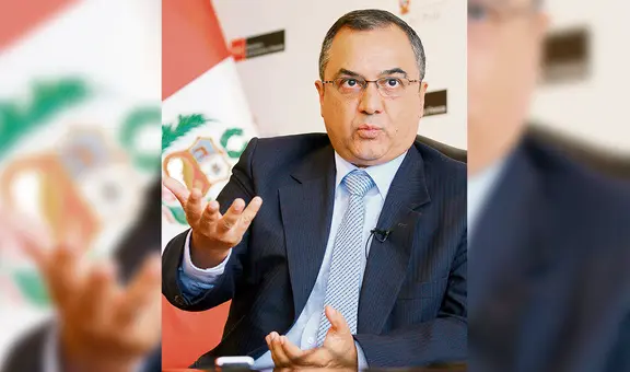 Carlos Oliva: “El crecimiento está frenado por la falta de confianza”