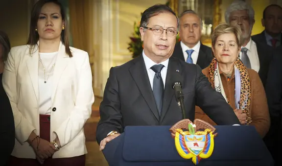 Gustavo Petro destituye a 3 ministros en medio de críticas a reforma sanitaria en Colombia