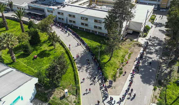 El maltrato que reciben a diario pacientes de un hospital de Arequipa