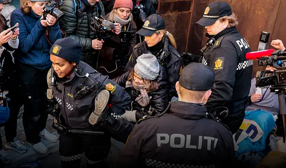 Greta Thunberg es detenida por la Policía tras bloquear varios ministerios en Noruega