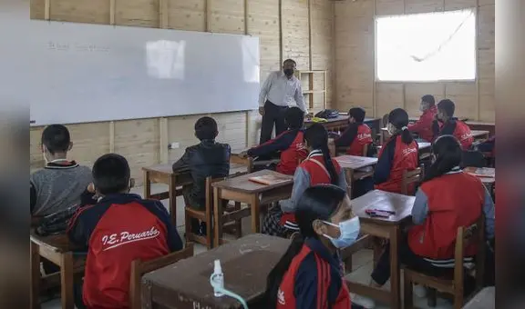 Maestros en regiones del sur no se ponen de acuerdo sobre huelga