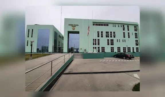 Matan a pareja y dejan herido a su amigo cuando almorzaban en concurrida playa de La Libertad