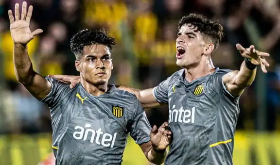 Peñarol ganó, goleó y gustó: aplastó 4-0 a River Plate y clasificó en la Copa Sudamericana