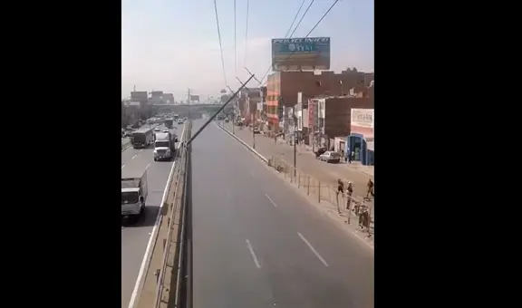 Panamericana Norte: conductores reportan poste de alta tensión a punto de caer en Puente Piedra