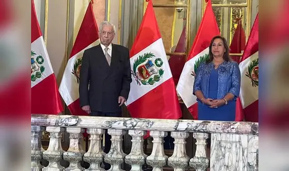 Mario Vargas Llosa fue condecorado con la Orden El Sol del Perú por Dina Boluarte