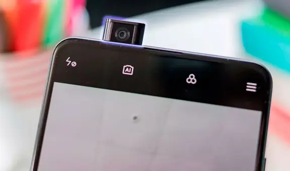 ¿Qué pasó con los teléfonos con cámaras retráctiles? De ser el futuro a quedar en el olvido