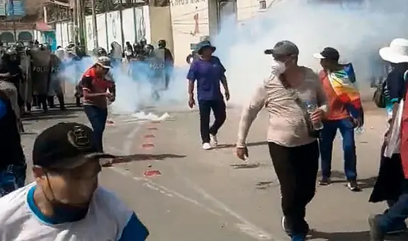 Manifestantes son dispersados en Puente Piedra