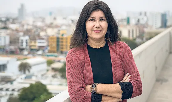 Carmen Ilizarbe: “En la práctica, el Gobierno ha suspendido los marcos formales de la democracia”