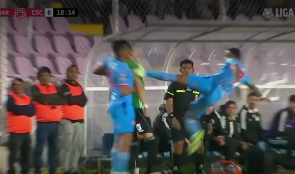 Alexi Gómez se pasó de revoluciones y pateó bruscamente a Ugarriza, pero solo vio la amarilla