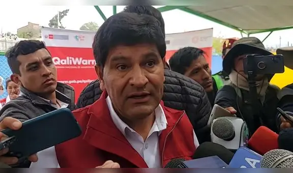 Gobernador de Arequipa sobre ceremonia de inicio escolar en colegio precario: “Nuestra realidad”